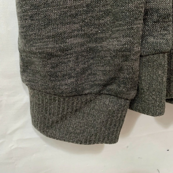 H2H Men NWT Casual Slim Fit Pullover V-Neck Lightweight Sweater Dark Grey Large - Picture 3 of 5